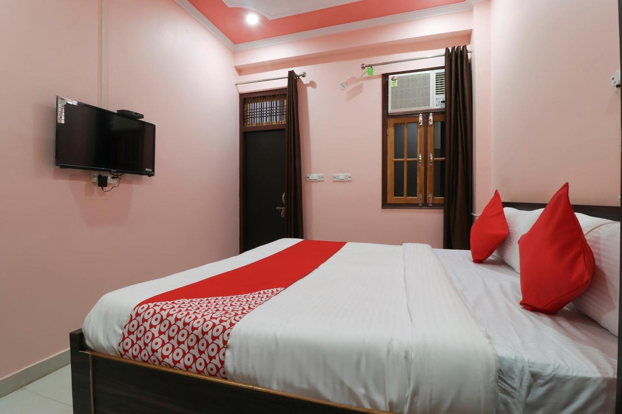 Oyo Hotel Aryan Galaxy Bhauli Exterior photo